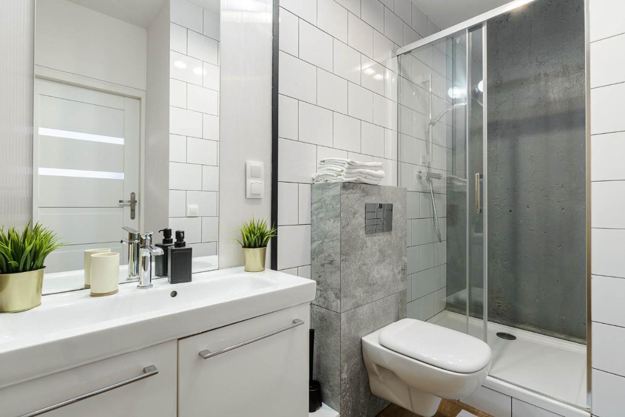 Stylish Apartment In The City Center Of Varsó Kültér fotó
